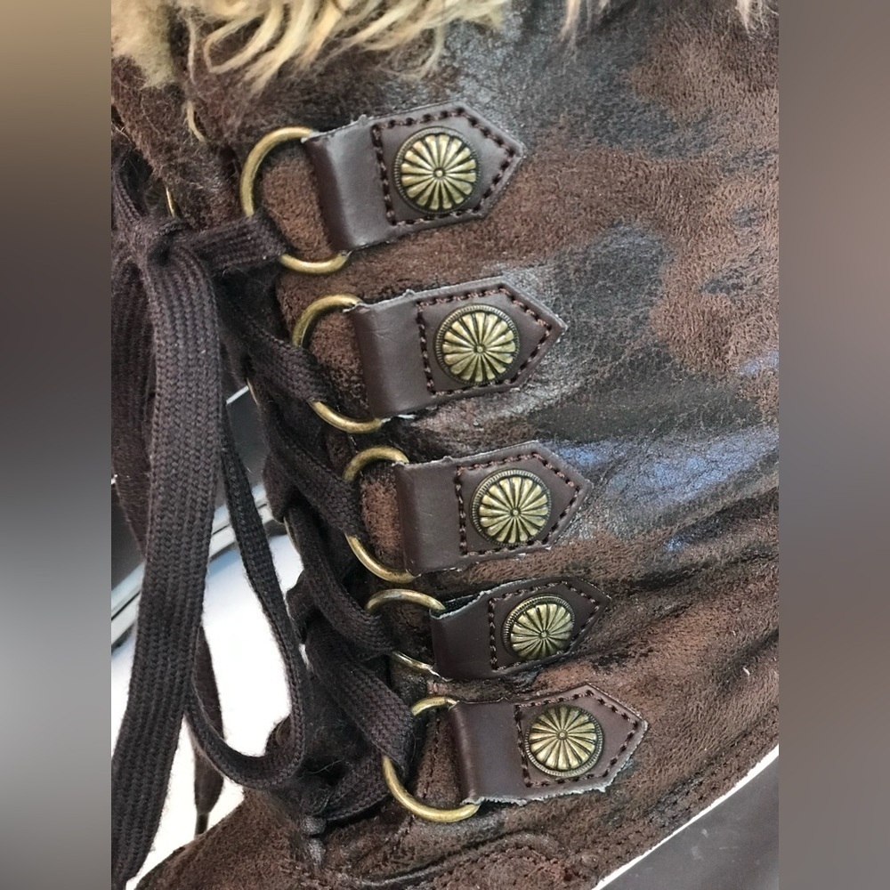 PARIS BLUES Fierce Faux Leather Faux Fur Lined Brown Lace Up Duck Boots Size 8 - Picture 4 of 15